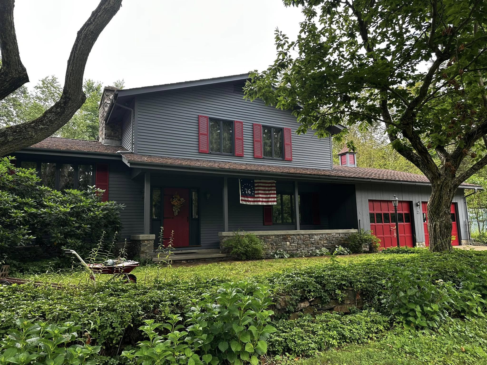 Charter Painting & Restoration crew and completed Connecticut home